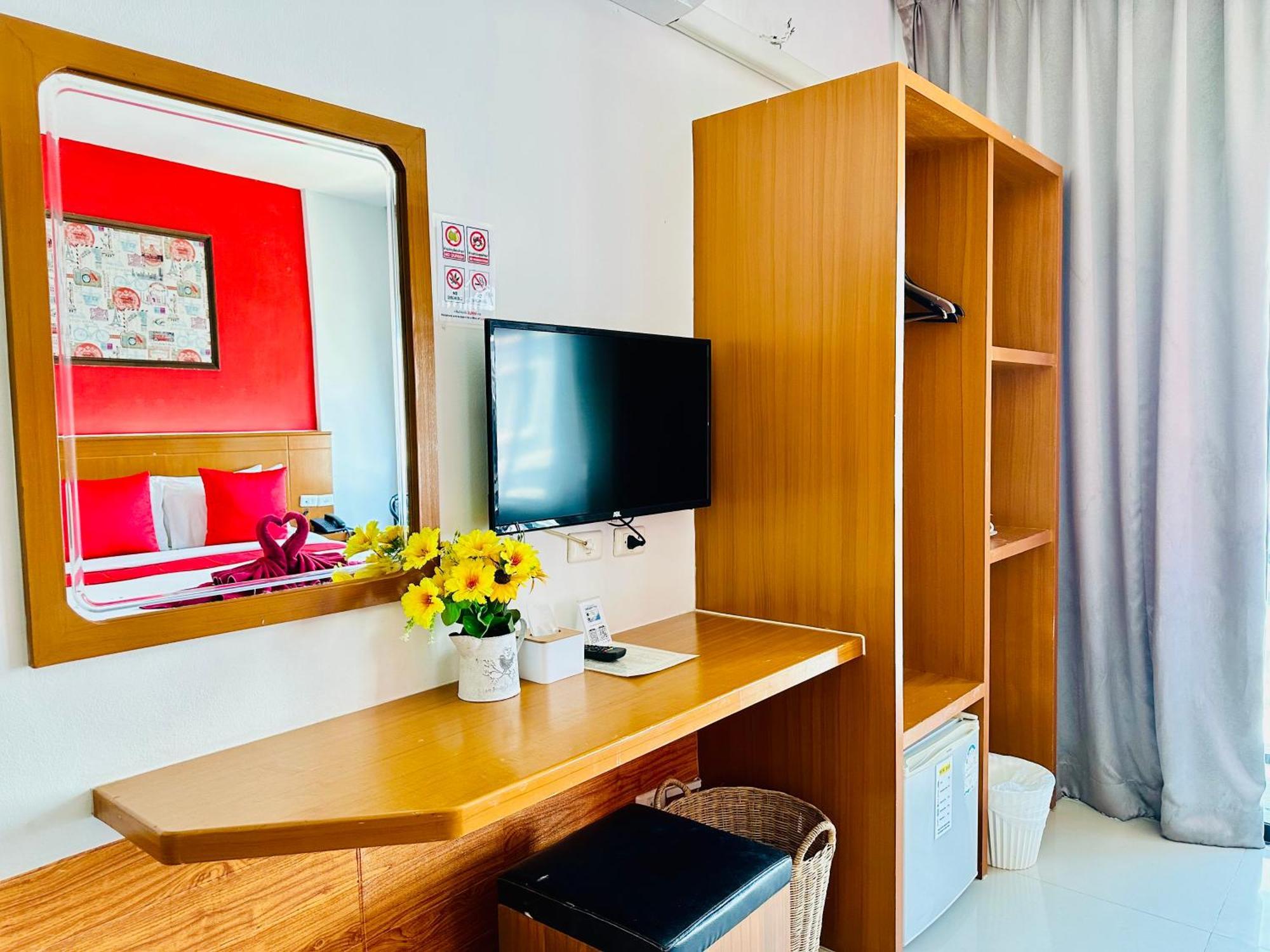 Pj Patong Resortel Exteriér fotografie